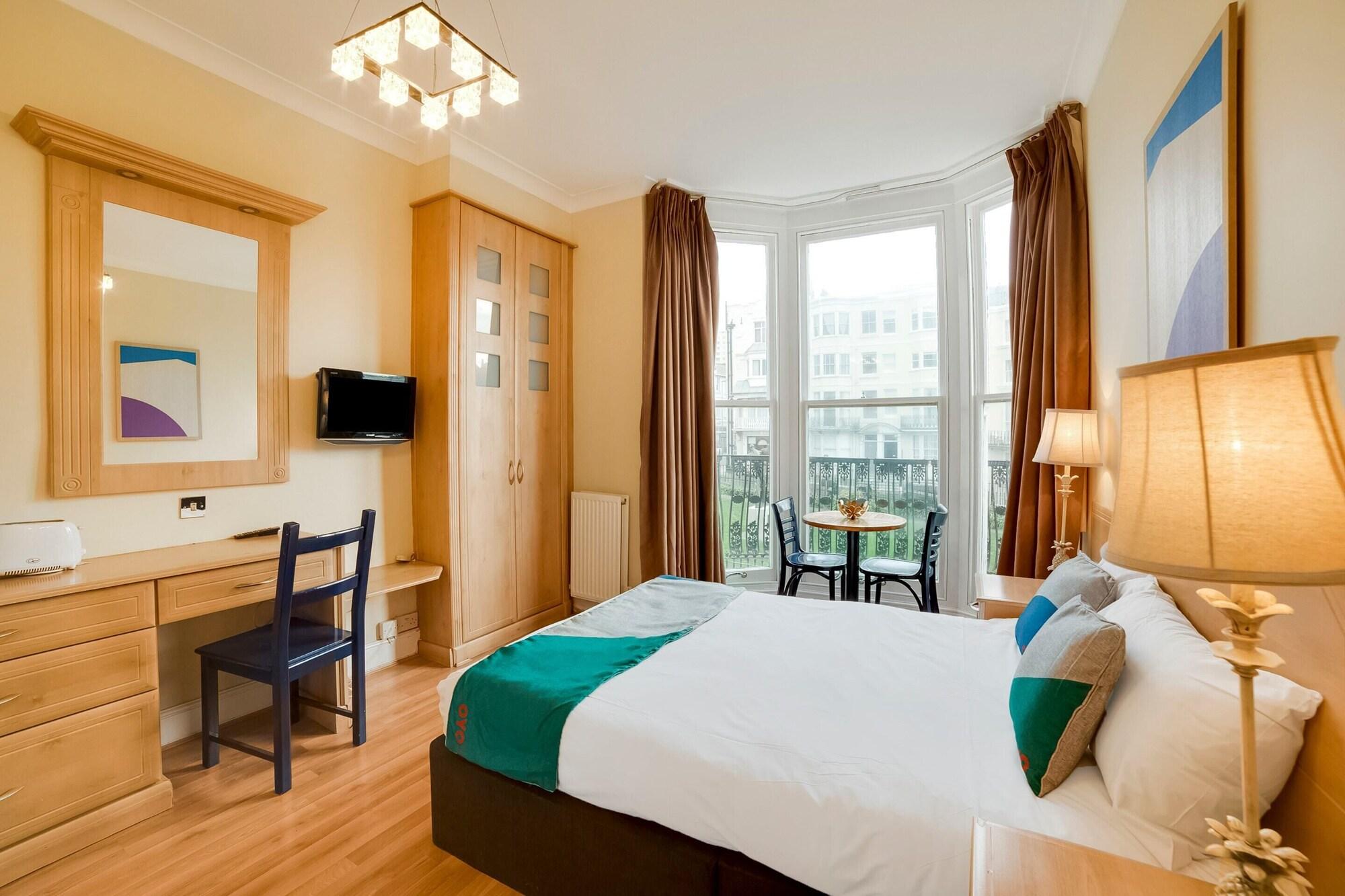 The Gullivers Hotel Brighton Exterior photo